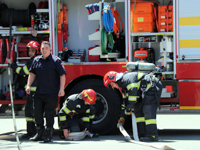 Exercițiu de prevenire și stingere a incendiilor și acordare de prim-ajutor