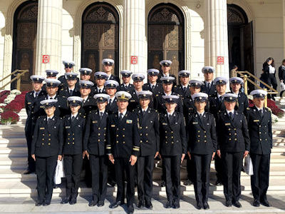 Elevii de anul I, martori ai tradiției și credinței la Catedrala Mântuirii Neamului